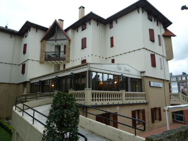 Hotel Alameda Zarautz Bagian luar foto